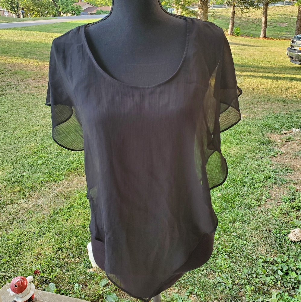 NWT Women's BCX flowy shirt